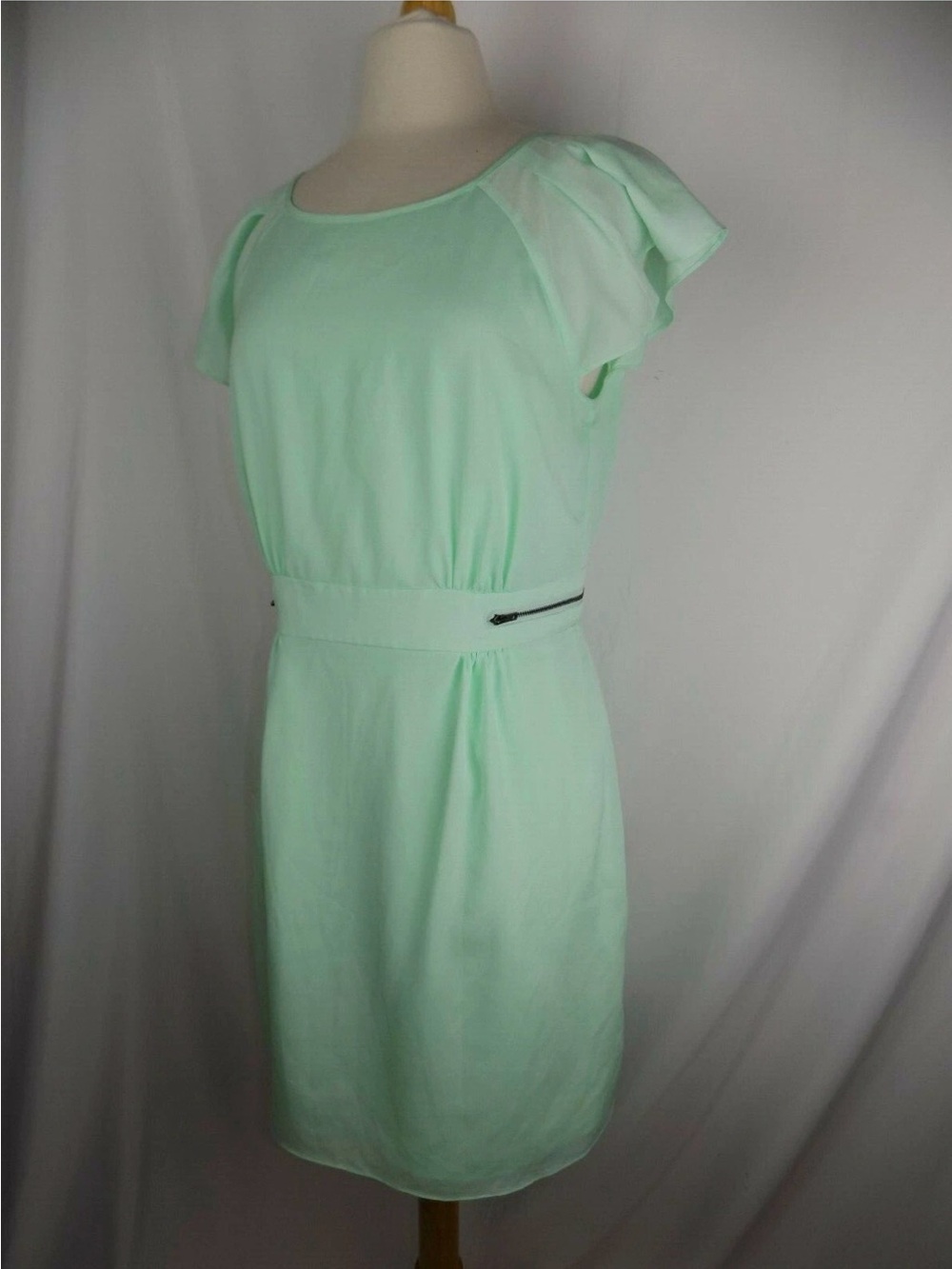 Gianna bini Mint Short Sleeve Women's Dress size 4